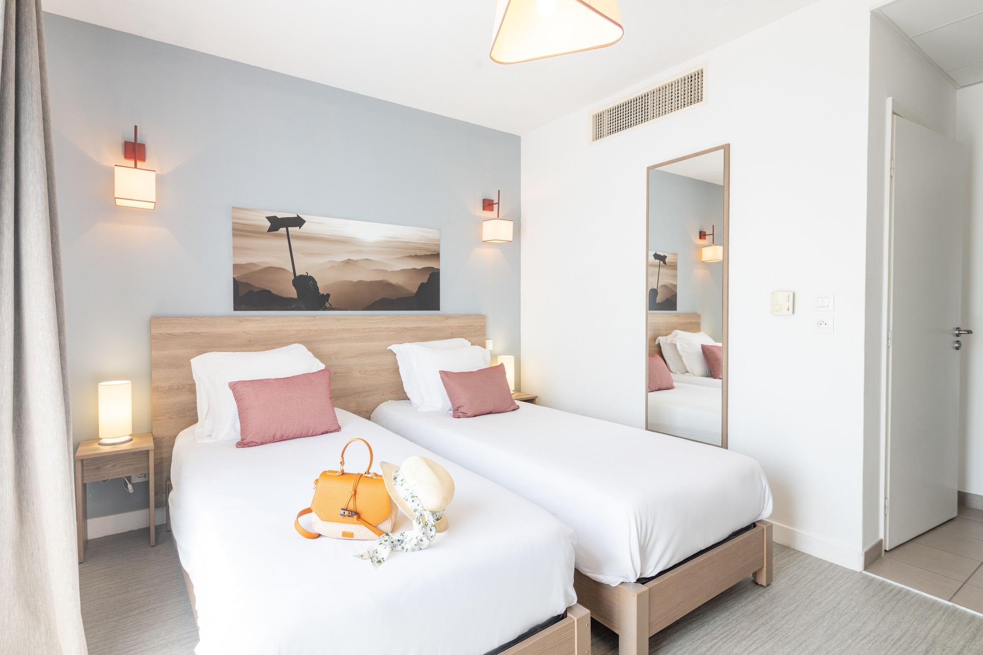 Zenitude Hôtel-résidences Cannes Confort Hotel Mandelieu