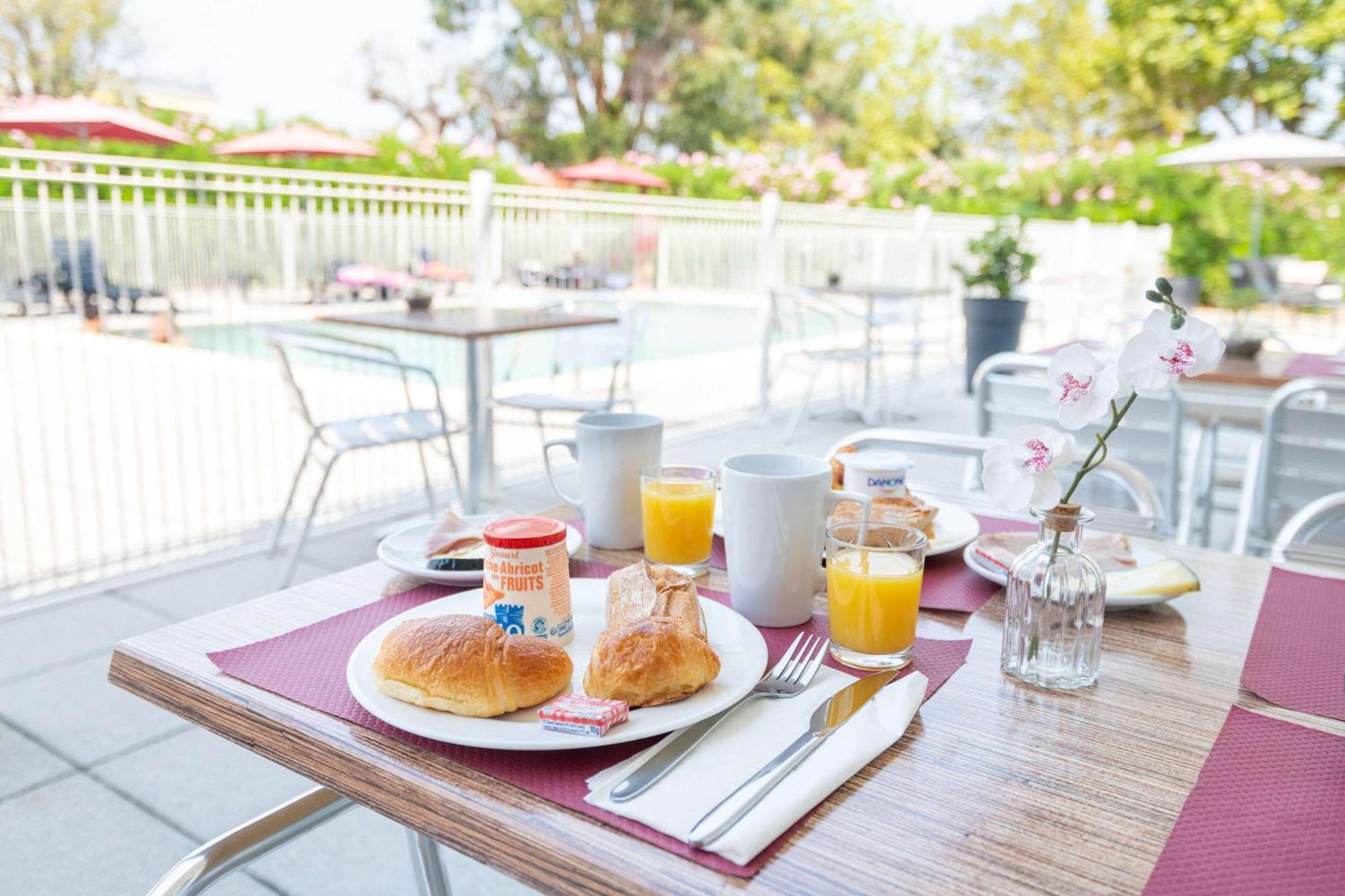 Zenitude Hôtel-résidences Cannes Confort 4* Mandelieu