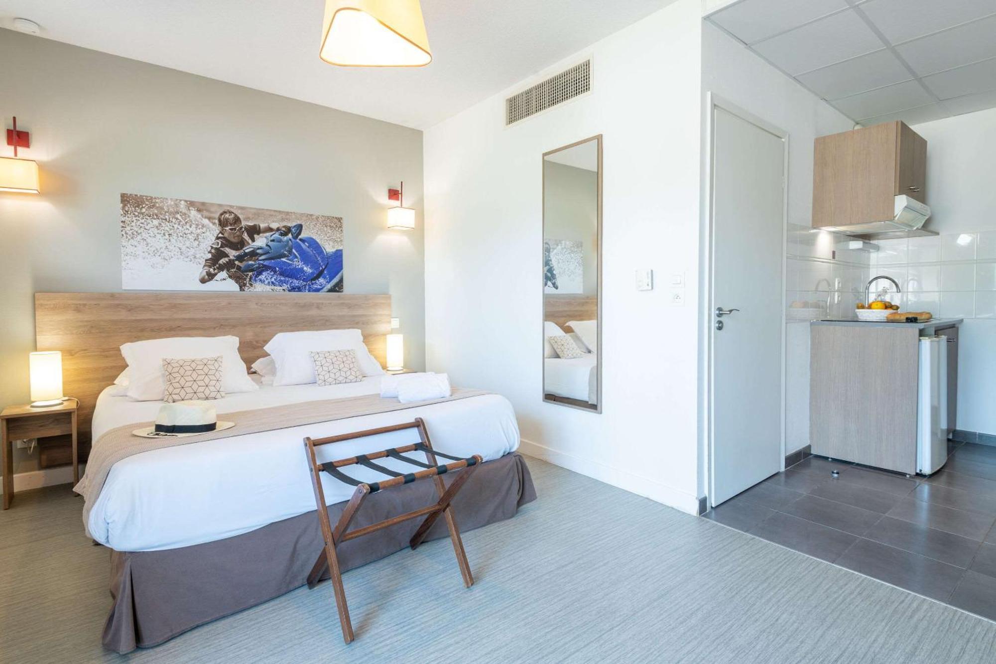 Zenitude Hôtel-résidences Cannes Confort 4*